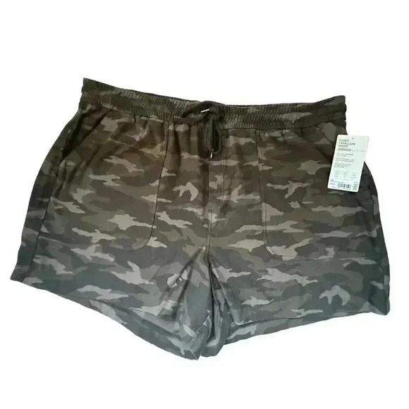 Athleta Black Olive Camo Farallon Elastic Waist Pockets Shorts Size 26 NEW - Picture 3 of 7